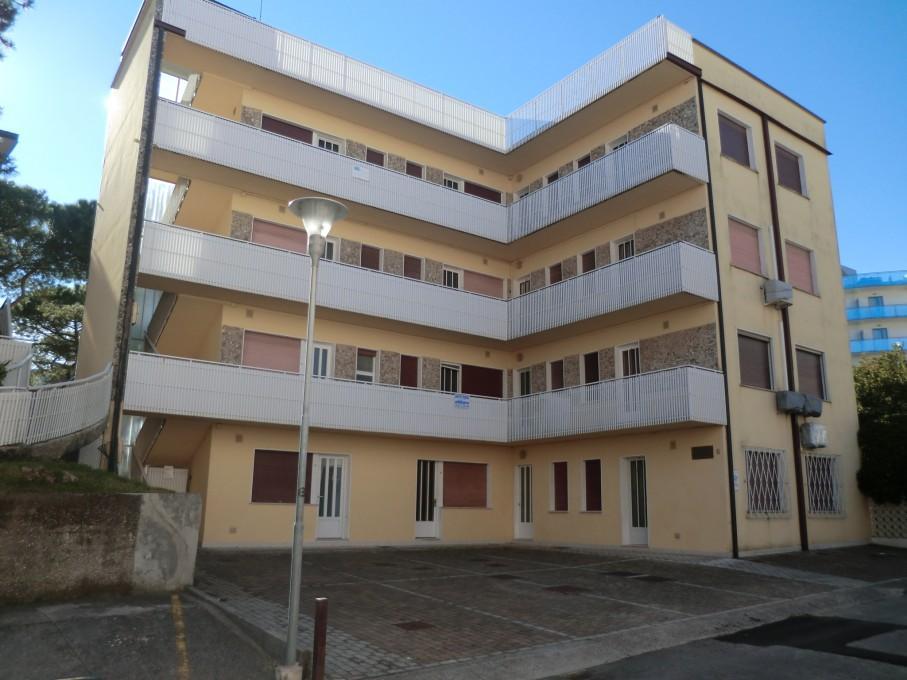 Alessandra Apartment building Lignano - Two-room apartment Villa Alessandra  B