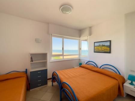 apartment with 2 sleepingrooms and sea view