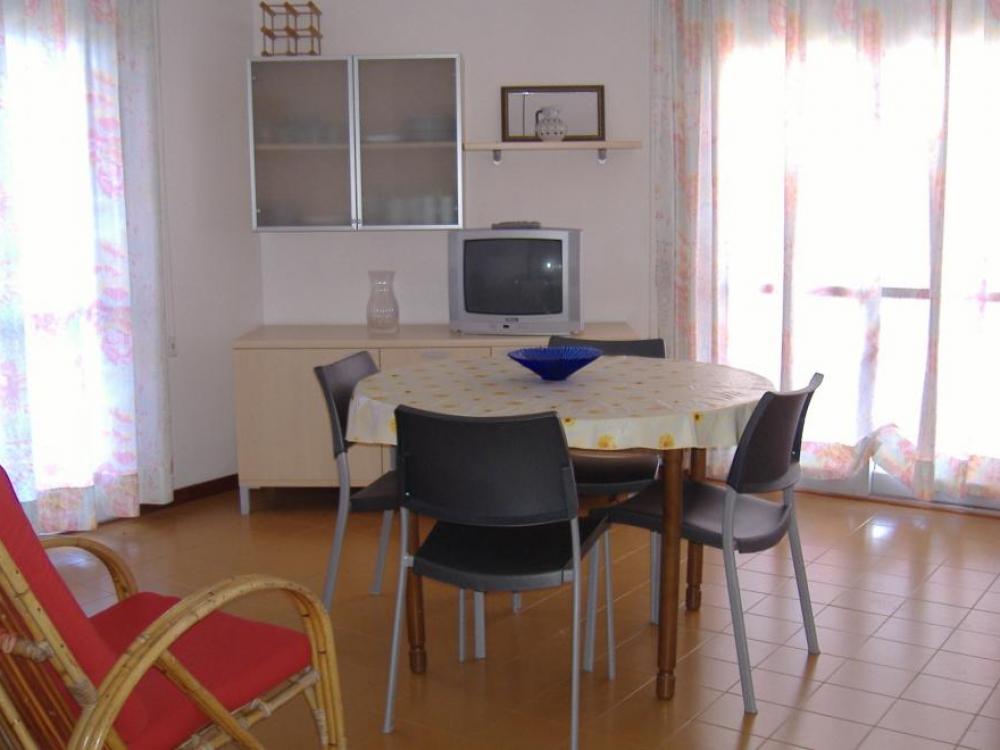 Three-room apartment Seafront in Pineta interior