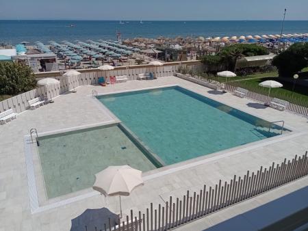 3118 - SEAFRONT WITH POOL