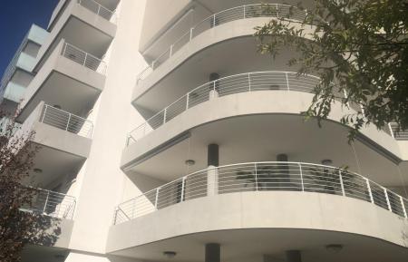 Apartment trilocale close to the sea in Via Pola