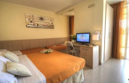 Four bedded roomLignano Pineta
